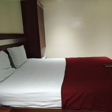 Hotel Adarsh Residency Tirupati Extérieur photo