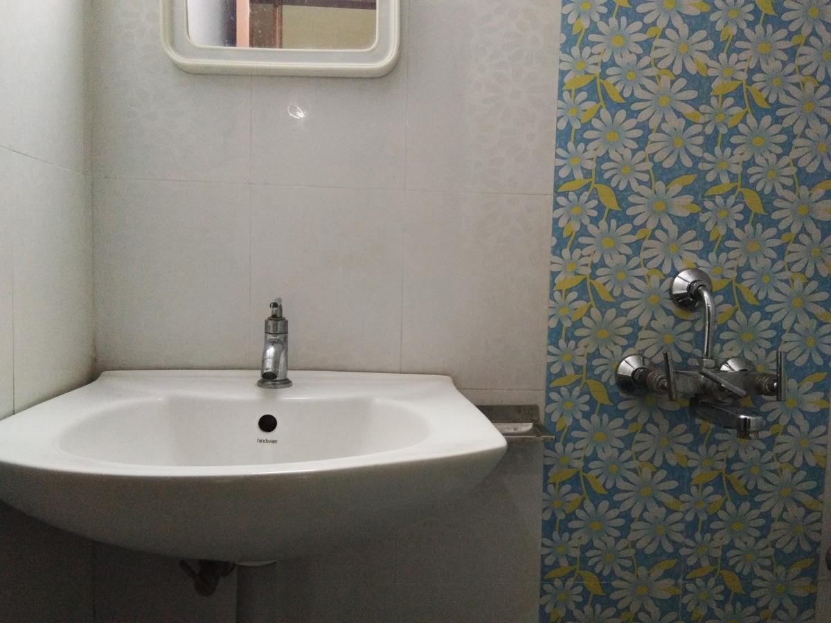 Hotel Adarsh Residency Tirupati Extérieur photo