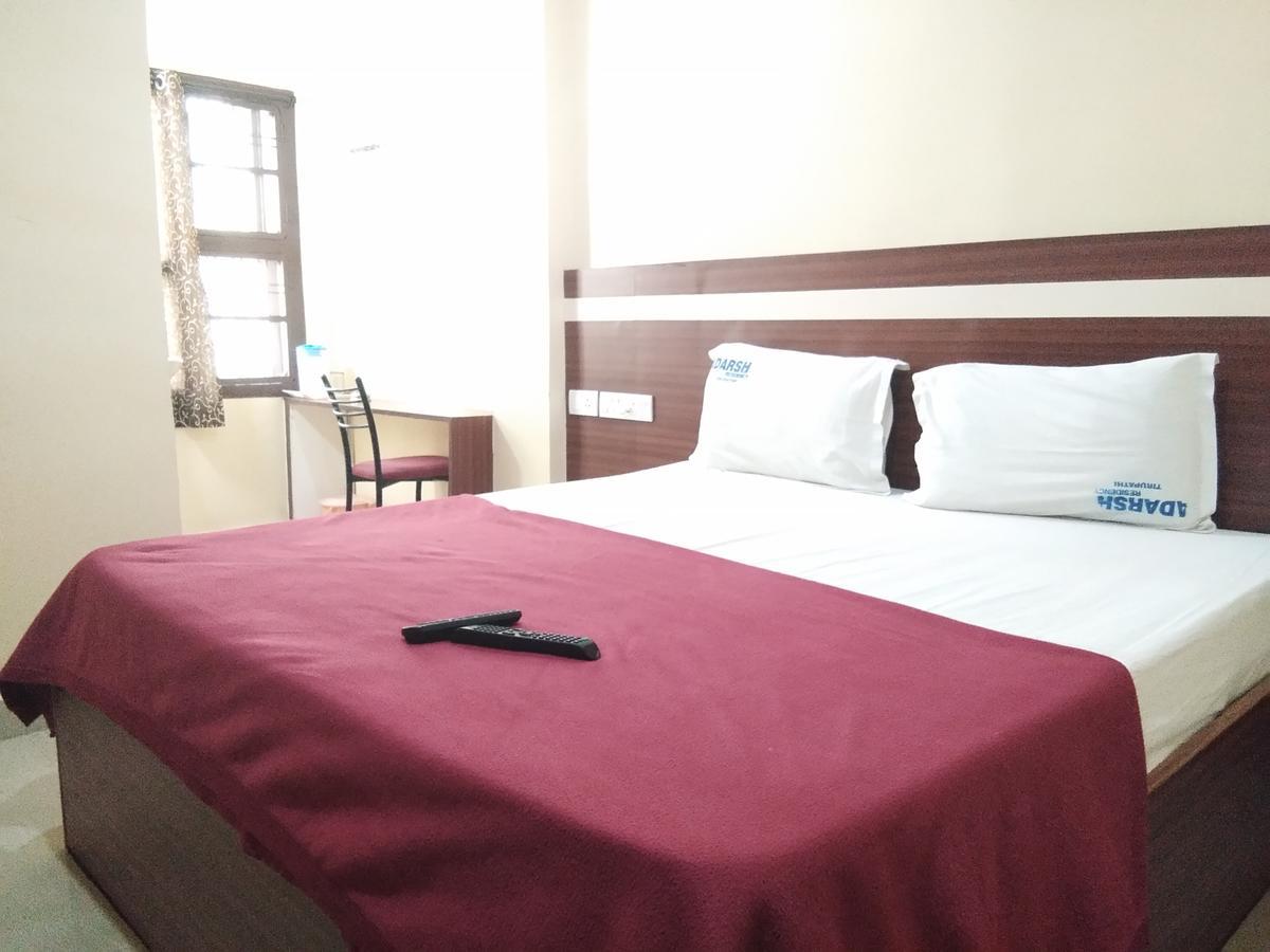 Hotel Adarsh Residency Tirupati Extérieur photo