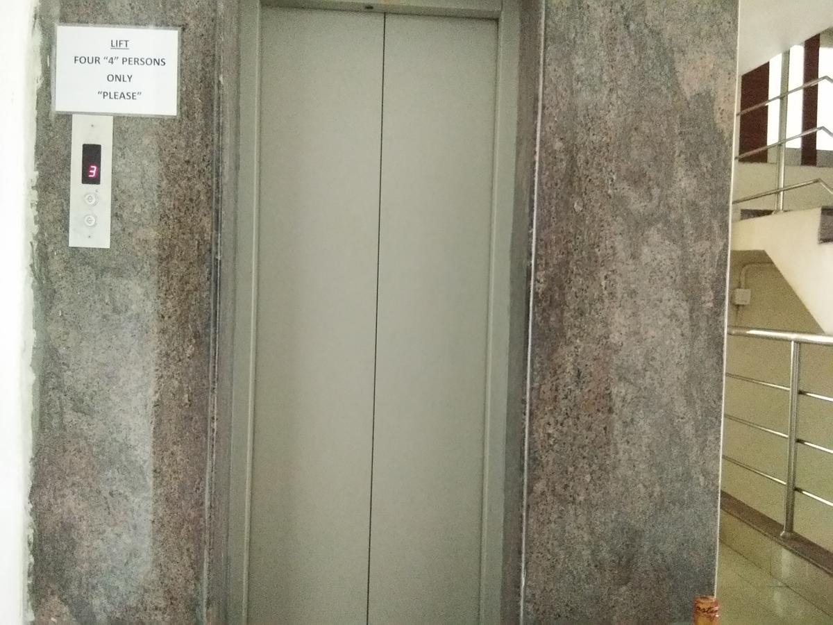 Hotel Adarsh Residency Tirupati Extérieur photo