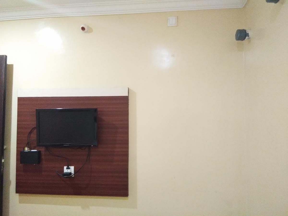 Hotel Adarsh Residency Tirupati Extérieur photo